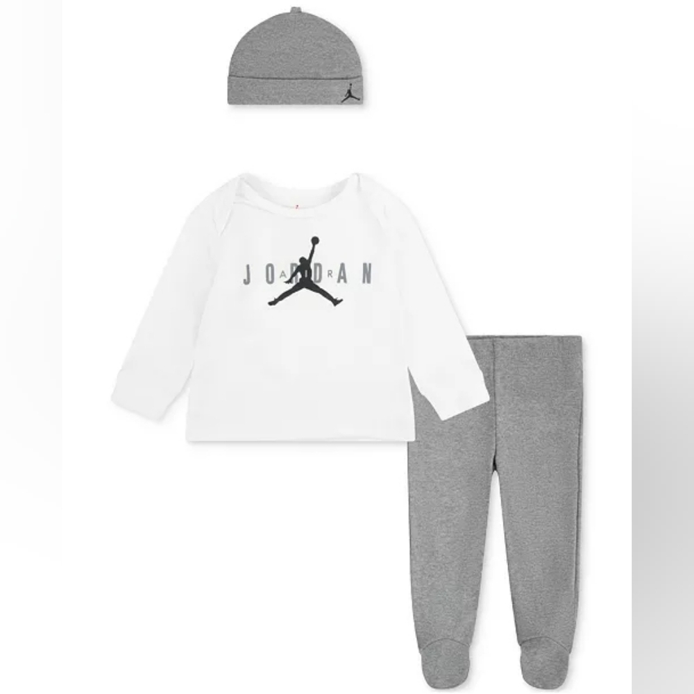 JORDAN Jumpman Graphic Long Sleeve Shirt, Footed Pants and Beanie Hat Pajama Set